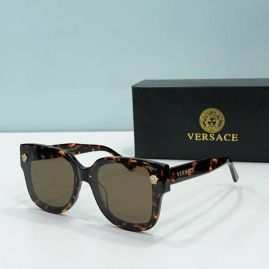 Picture of Versace Sunglasses _SKUfw55113869fw